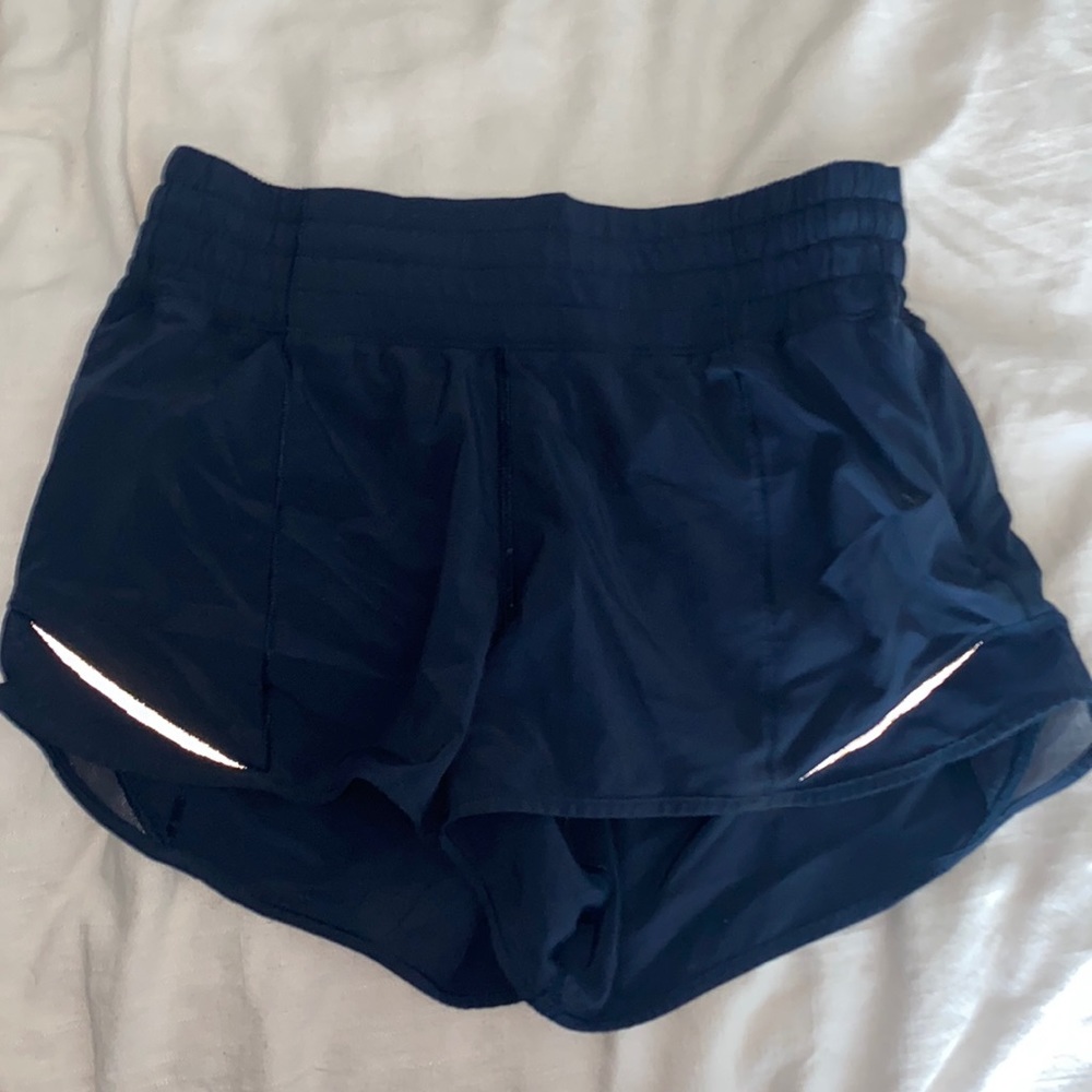 COPY - Lululemon Hotty Hot Hi Rise 2.5 Short
